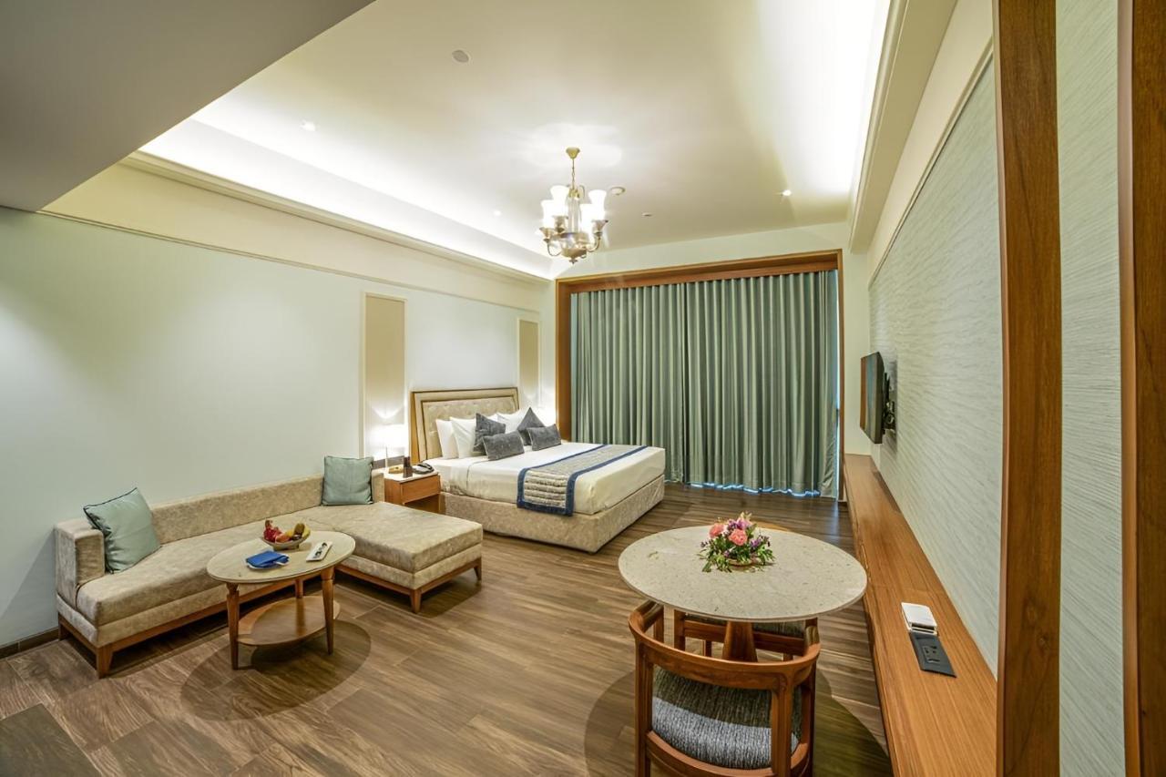 Gift City Club, A Member Of Radisson Individuals Gandhinagar Zewnętrze zdjęcie