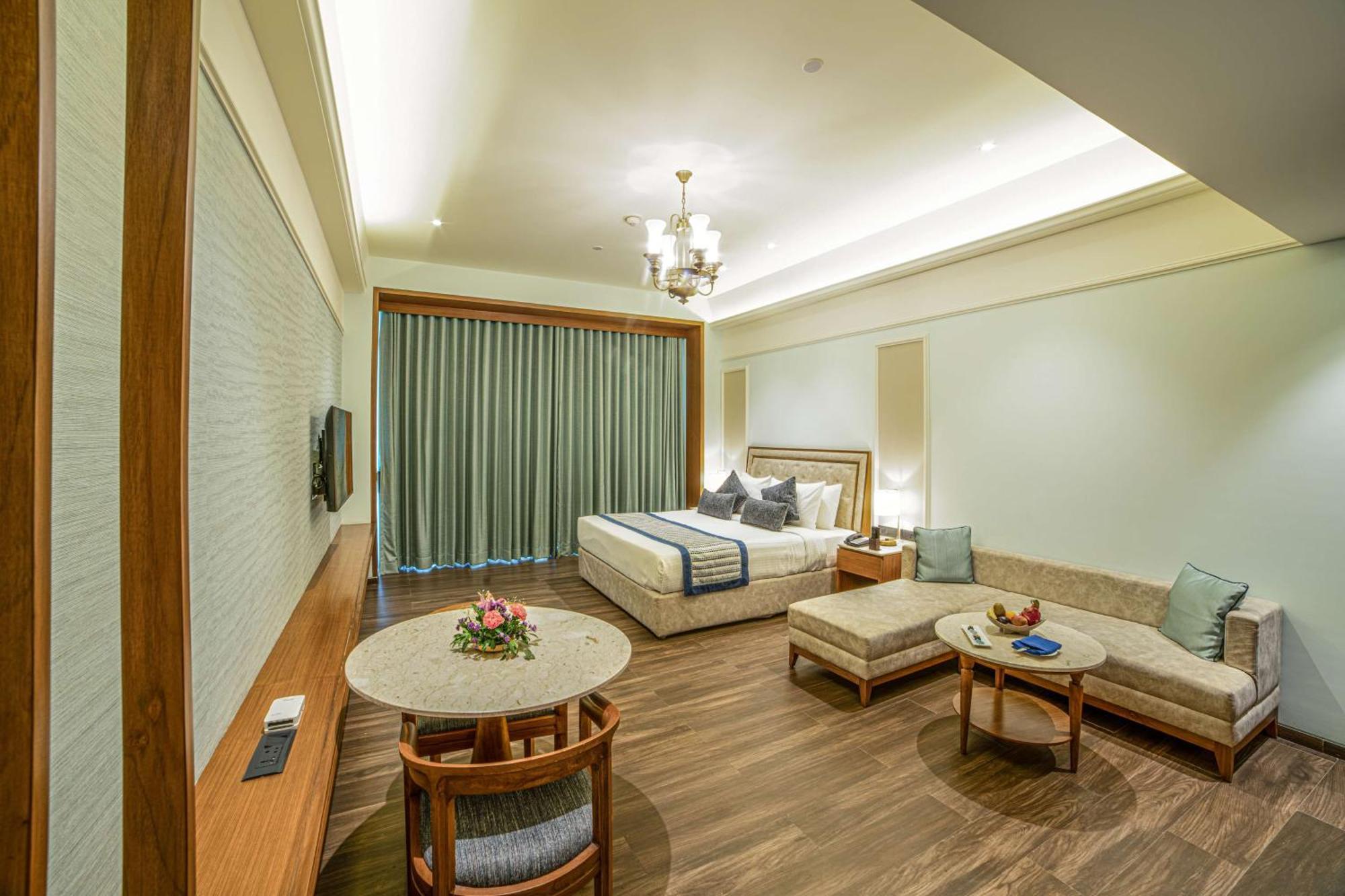 Gift City Club, A Member Of Radisson Individuals Gandhinagar Zewnętrze zdjęcie